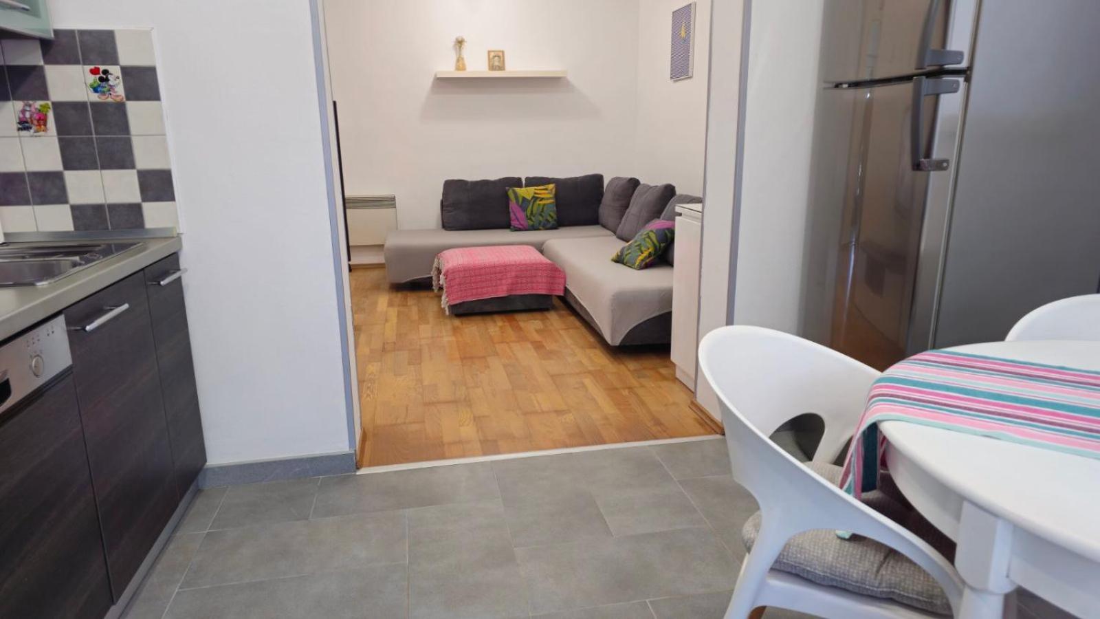 Apartment With Garden In Barbariga Exteriör bild
